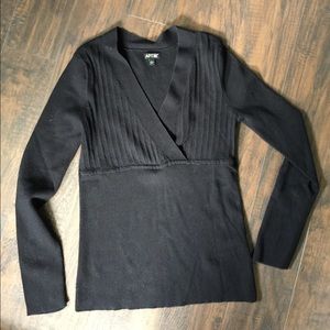 Black Wrap Style Sweater ▪️ Very Flattering Fit